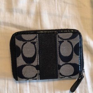 Coach Small zipper wallet black